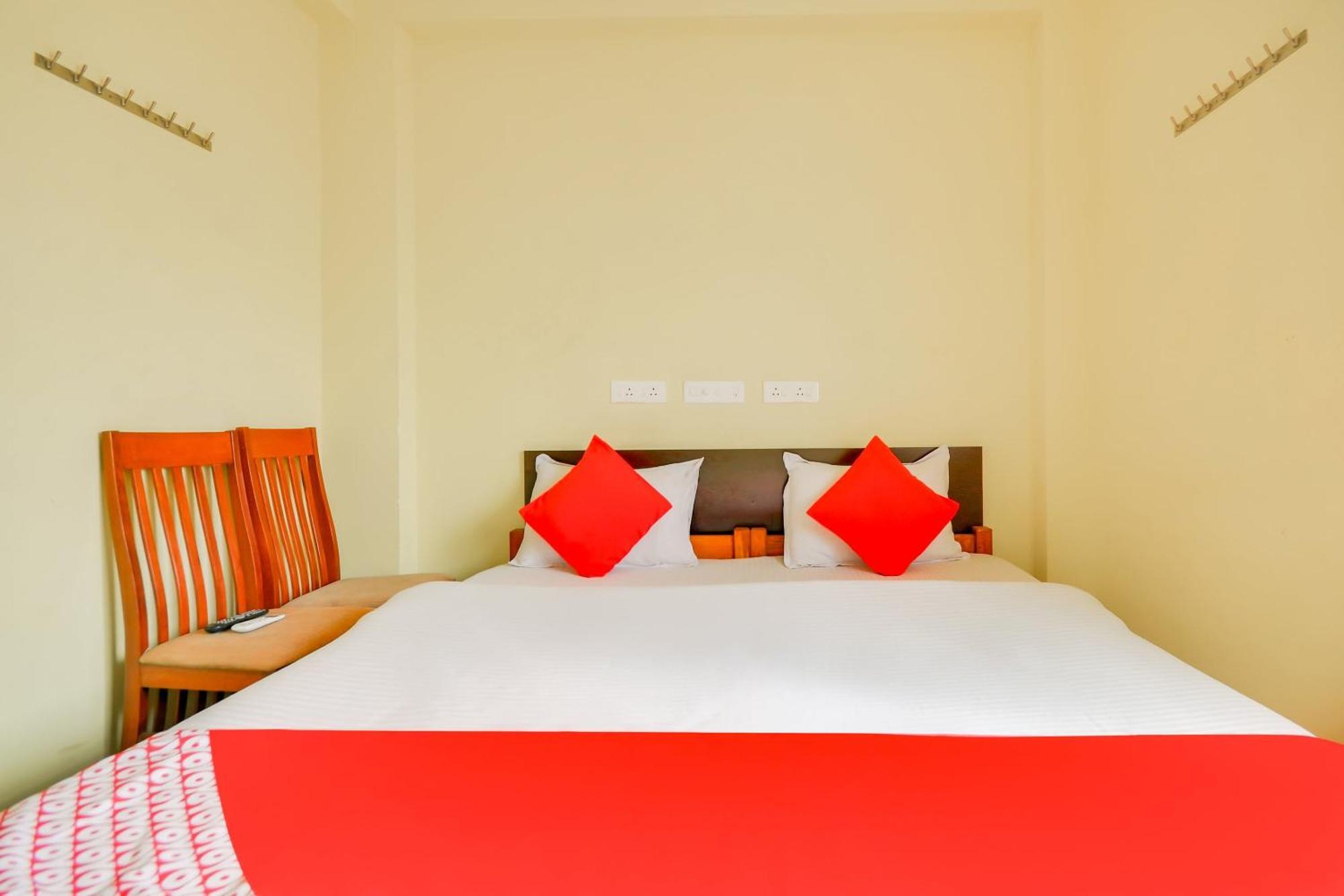 โอโย 76122 เอสที เรซิเดนซี Hotel Madukkarai ภายนอก รูปภาพ