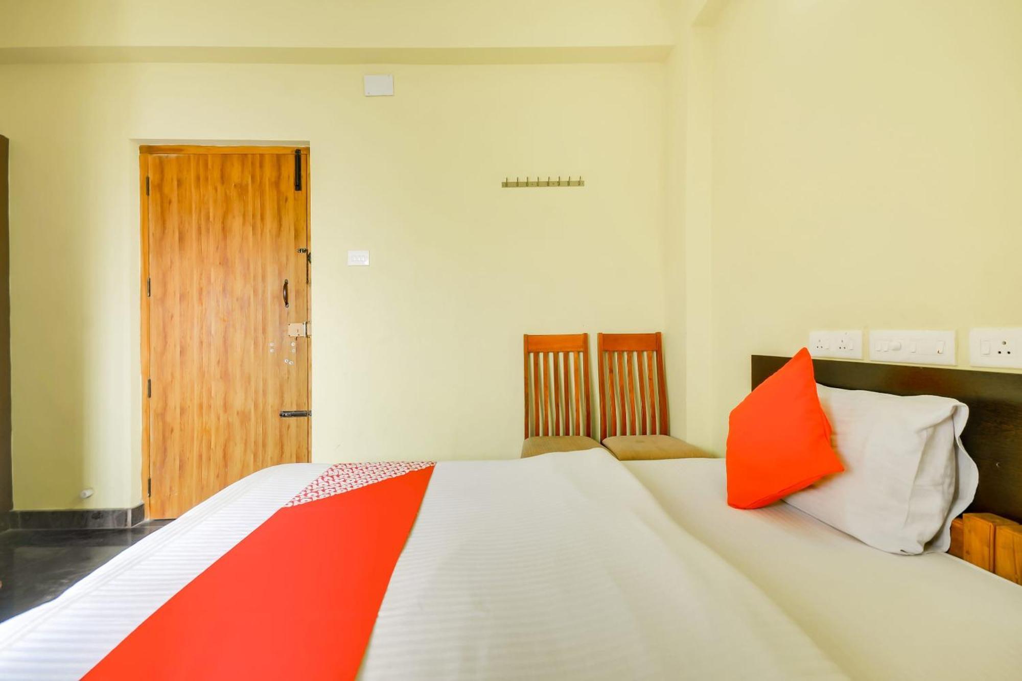 โอโย 76122 เอสที เรซิเดนซี Hotel Madukkarai ภายนอก รูปภาพ
